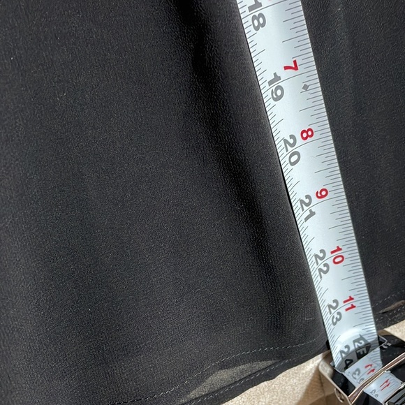 NWT (XS fits S) black keyhole smocked choker ruffle sleeves tier layers blouse - Picture 8 of 12